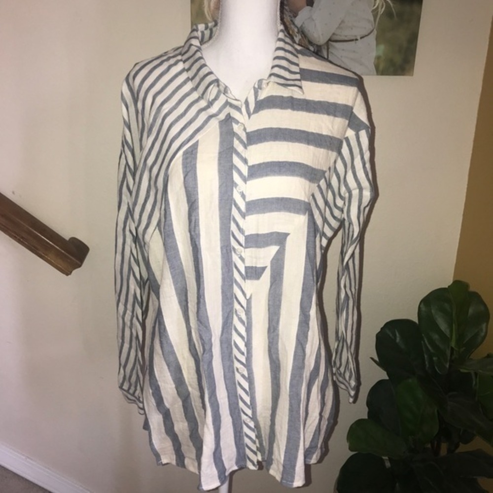 Boutique Mystree blue cream dolman tunic top Large
